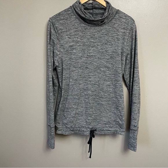 Nike Tops - Nike women’s Small funnel neck dri fit top running outdoors